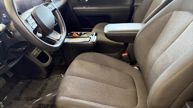 2026 Hyundai IONIQ 5 SE Standard Range