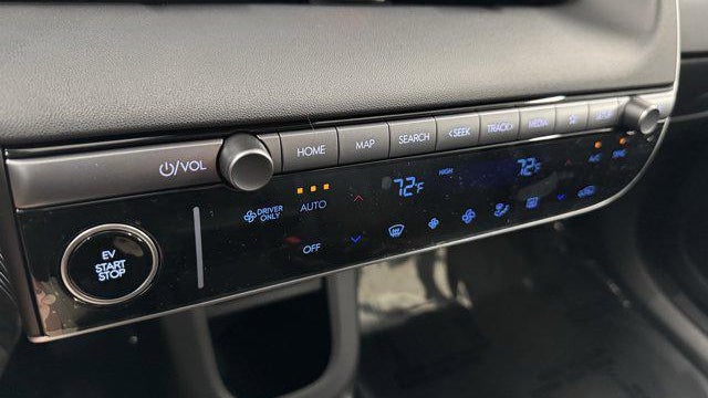 2025 Hyundai IONIQ 5 SE Standard Range