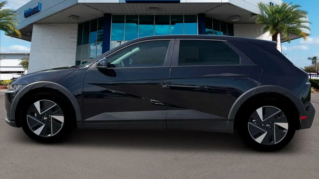 2026 Hyundai IONIQ 5 SE Standard Range