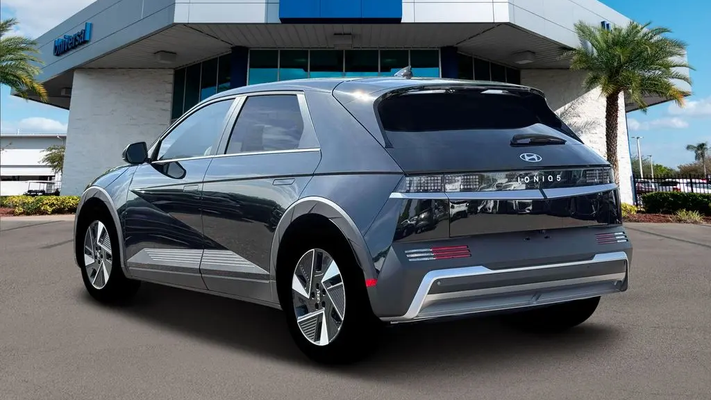2026 Hyundai IONIQ 5 SE Standard Range