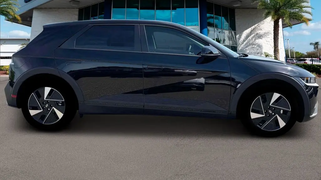 2026 Hyundai IONIQ 5 SE Standard Range