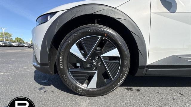 2026 Hyundai IONIQ 5 SE