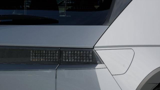 2026 Hyundai IONIQ 5 SE
