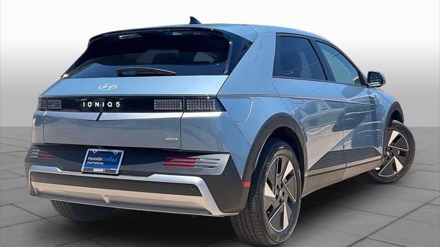 2026 Hyundai IONIQ 5 SE