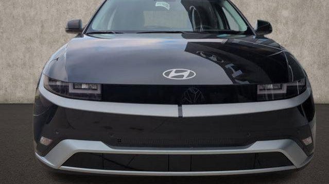 2026 Hyundai IONIQ 5 SE
