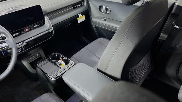 2026 Hyundai IONIQ 5 SE