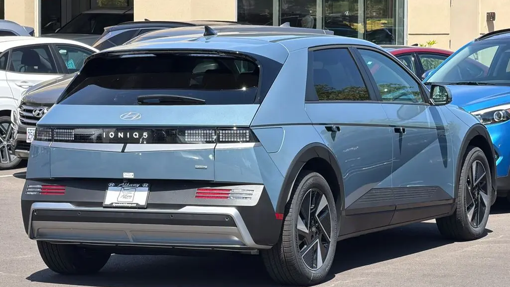 2026 Hyundai IONIQ 5 SE