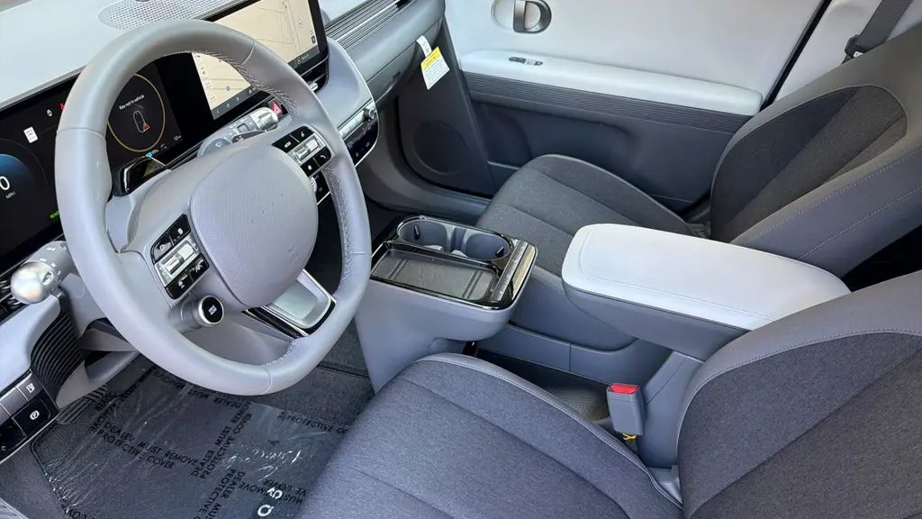 2026 Hyundai IONIQ 5 SE