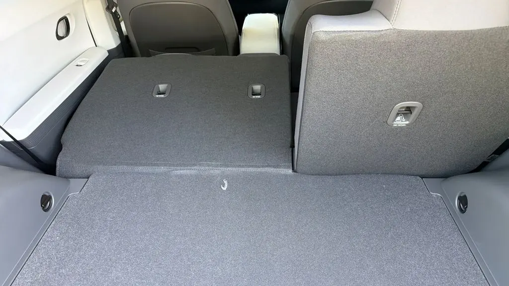 2026 Hyundai IONIQ 5 SE