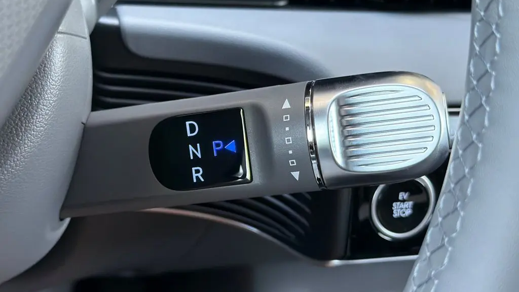 2026 Hyundai IONIQ 5 SE