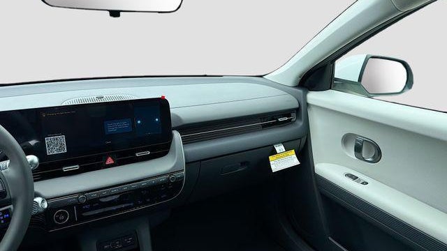 2026 Hyundai IONIQ 5 SE