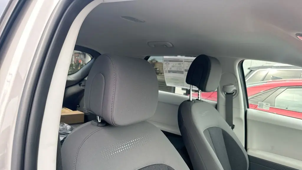 2025 Hyundai IONIQ 5 SE