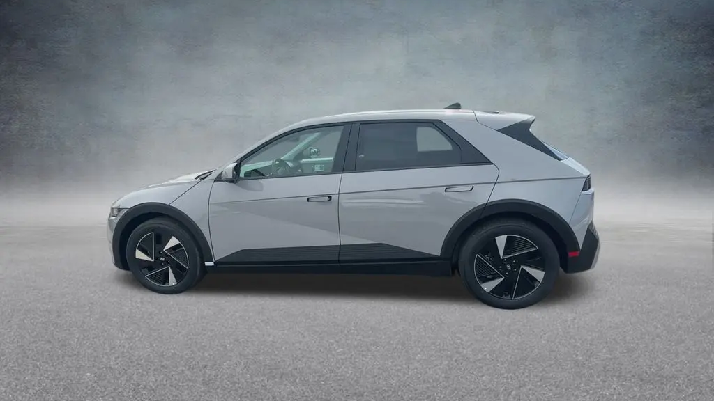 2025 Hyundai IONIQ 5 SE