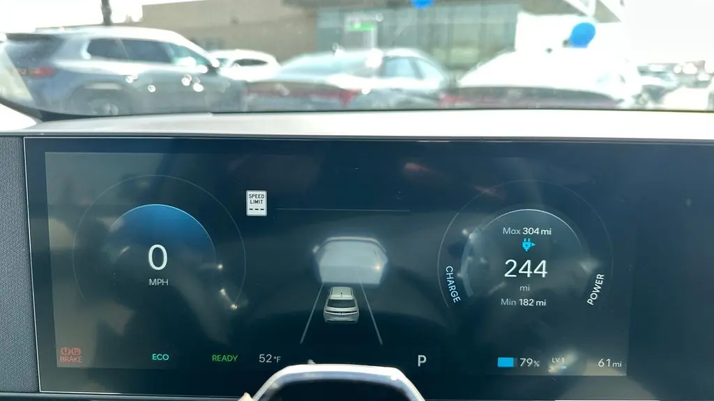 2025 Hyundai IONIQ 5 SE