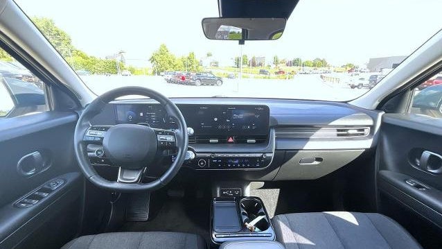 2025 Hyundai IONIQ 5 SE