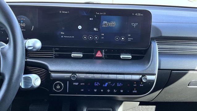 2025 Hyundai IONIQ 5 SE