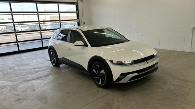 2025 Hyundai IONIQ 5 SE