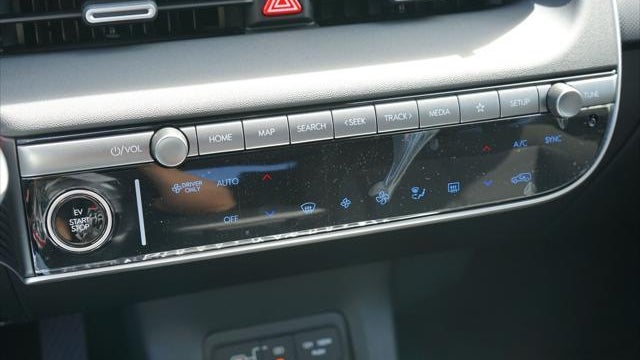 2026 Hyundai IONIQ 5 SE