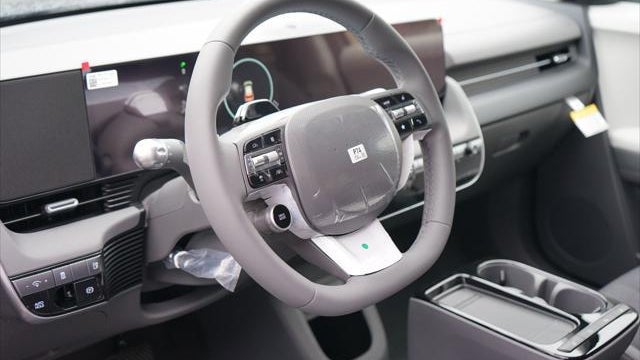 2026 Hyundai IONIQ 5 SE