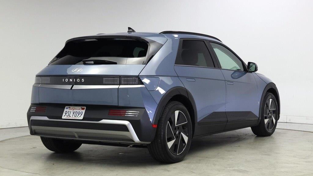 2025 Hyundai IONIQ 5 SEL