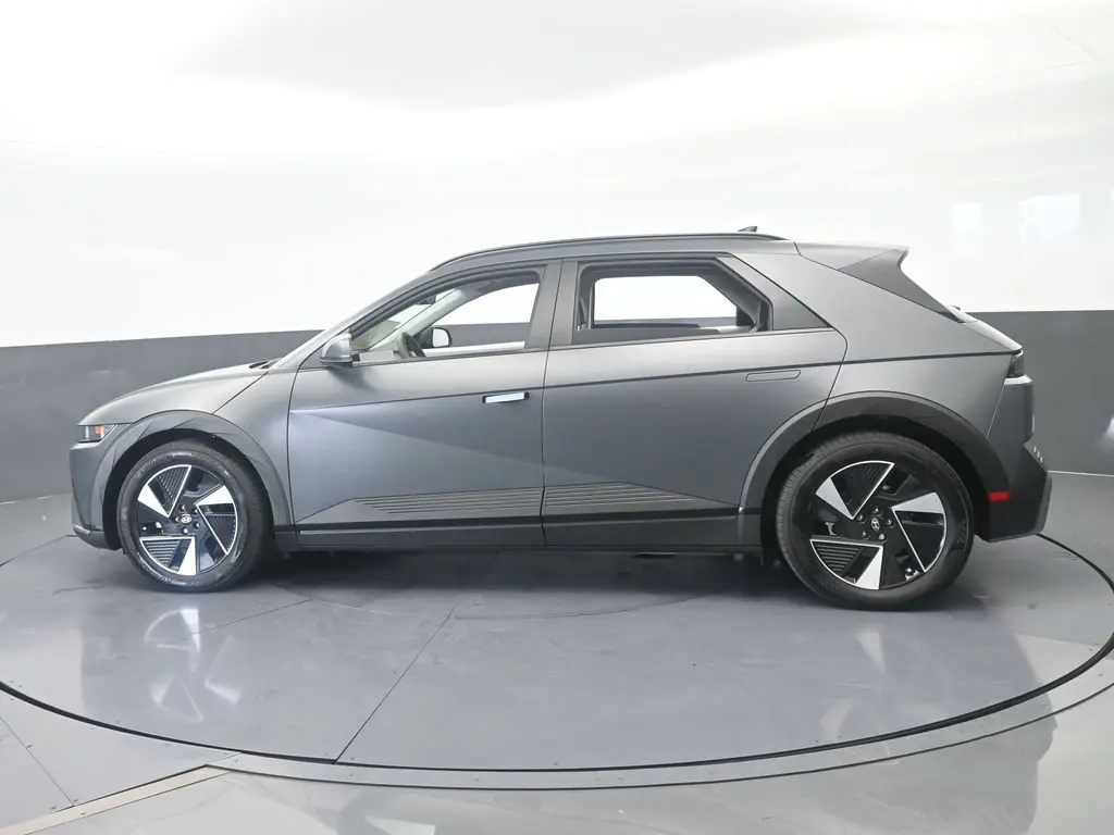 2025 Hyundai Ioniq - $27,300