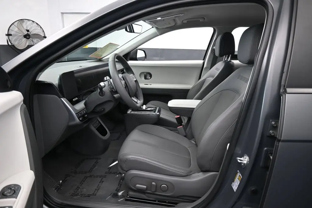 2025 Hyundai Ioniq - $27,300