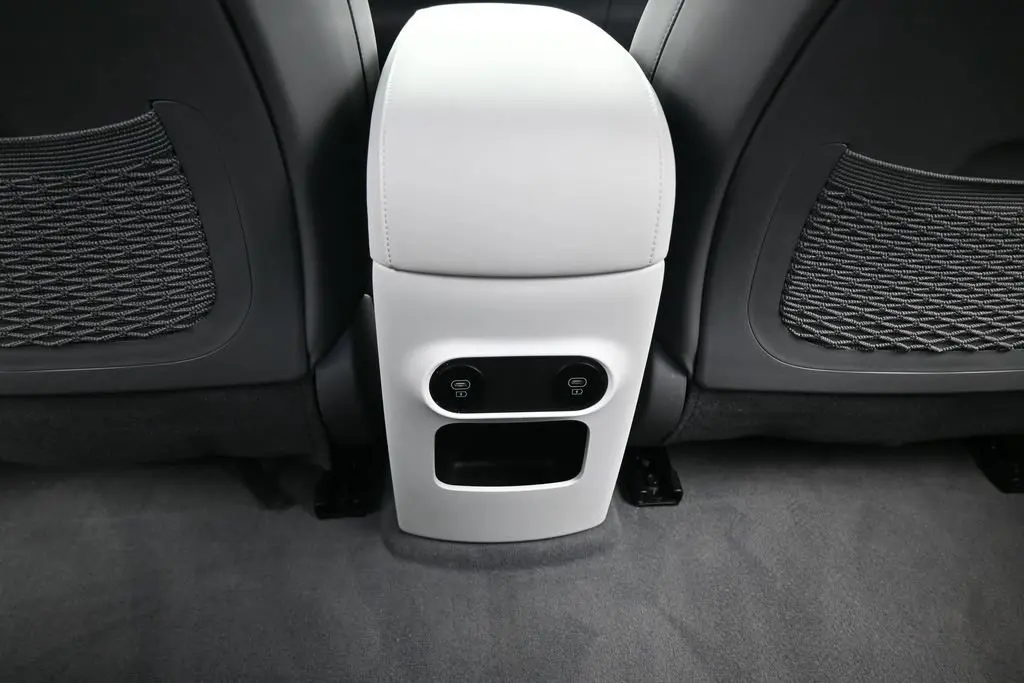 2025 Hyundai Ioniq - $27,300
