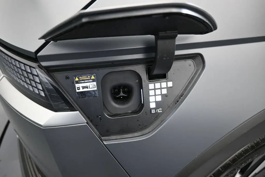 2025 Hyundai Ioniq - $27,300