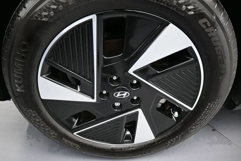2025 Hyundai Ioniq - $27,300