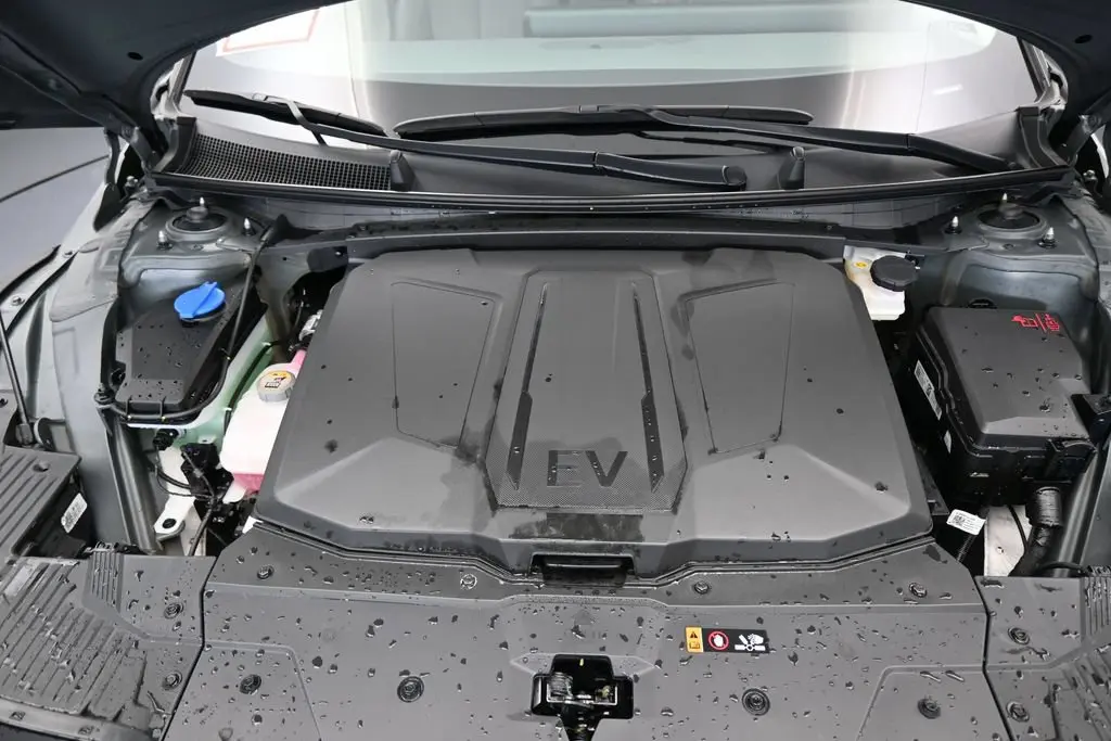 2025 Hyundai Ioniq - $27,300