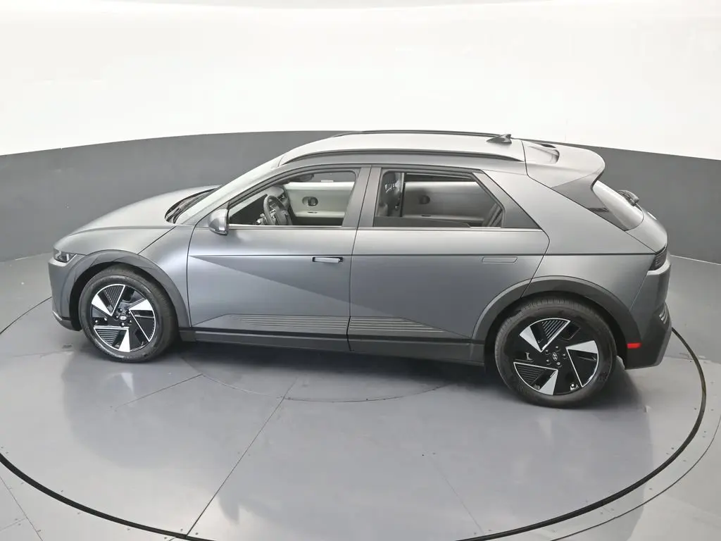 2025 Hyundai Ioniq - $27,300