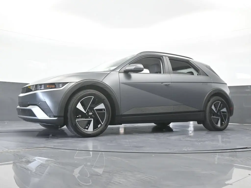 2025 Hyundai Ioniq - $27,300