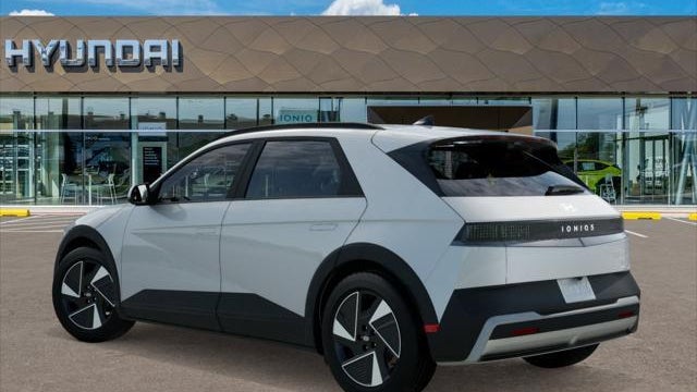 2025 Hyundai IONIQ 5 SEL