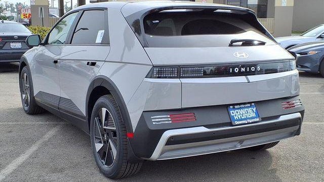 2026 Hyundai IONIQ 5 SEL