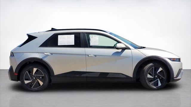 2025 Hyundai IONIQ 5 SEL