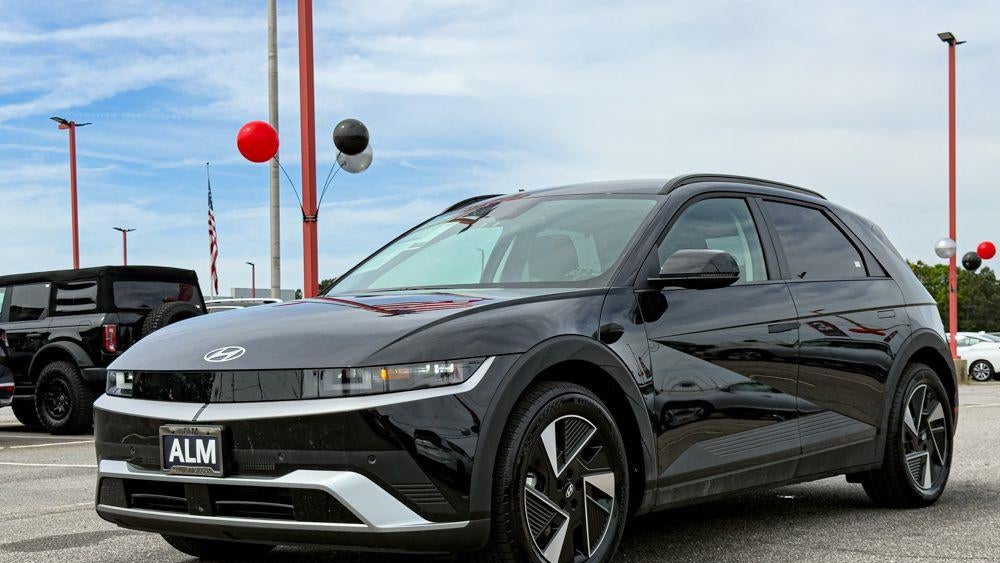 2025 Hyundai IONIQ 5 SEL