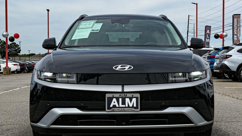 2025 Hyundai IONIQ 5 SEL