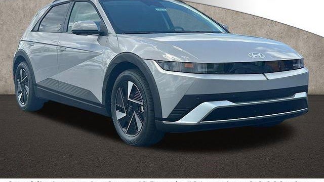 2025 Hyundai IONIQ 5 SEL