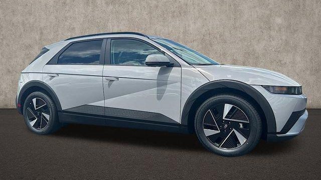 2025 Hyundai IONIQ 5 SEL