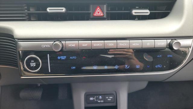 2025 Hyundai IONIQ 5 SEL