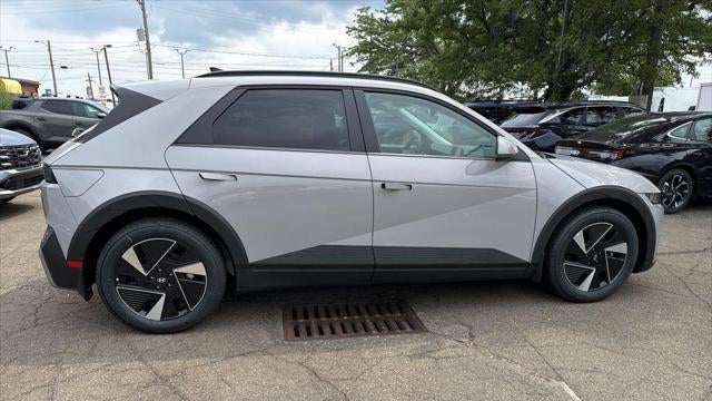 2025 Hyundai IONIQ 5 SEL
