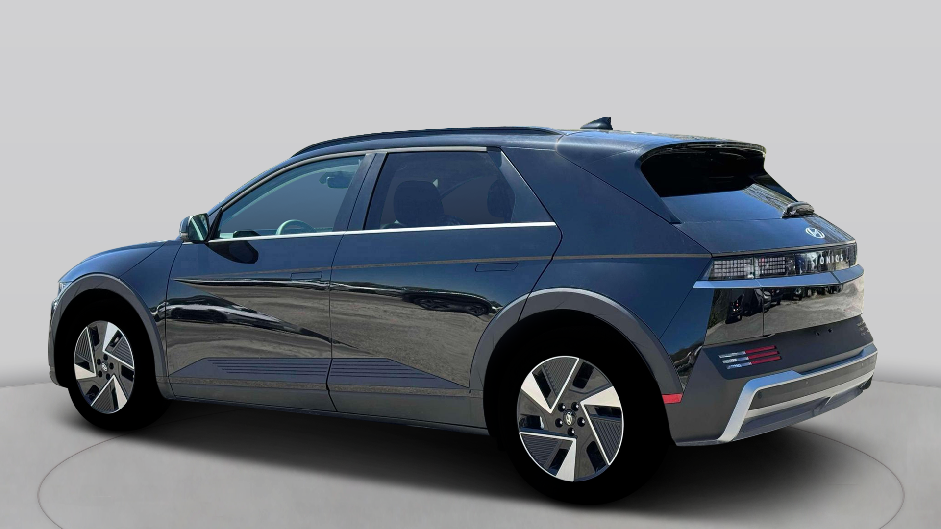 2025 Hyundai IONIQ 5 SEL