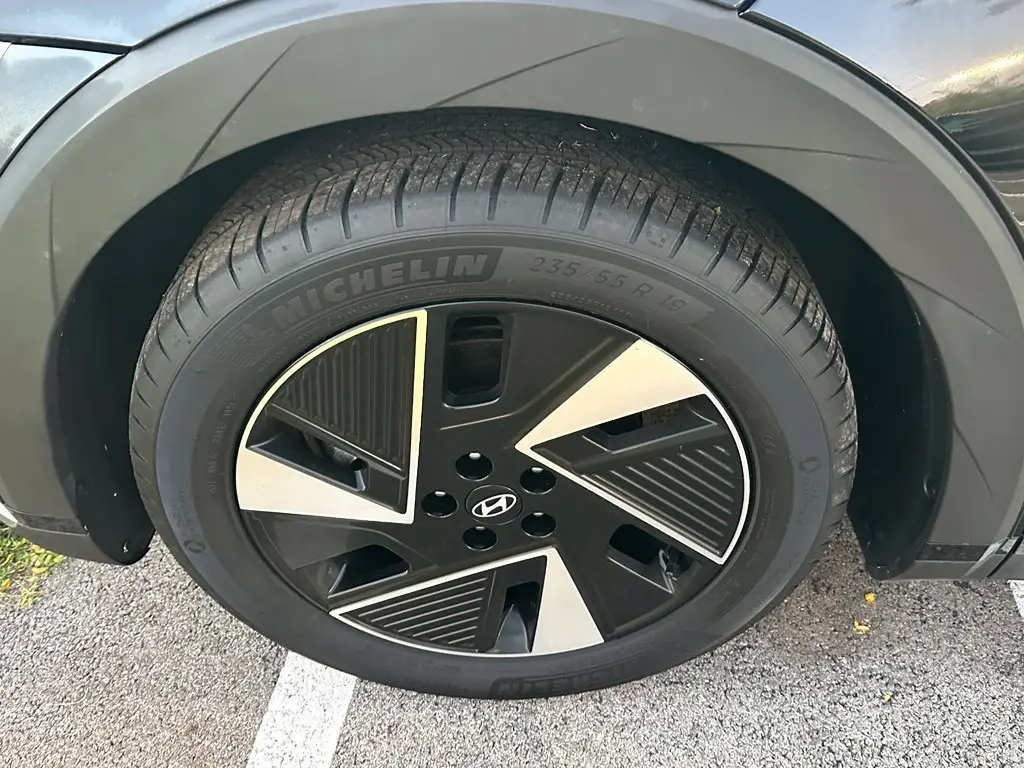 2025 Hyundai Ioniq - $29,989