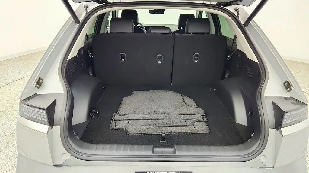 2025 Hyundai IONIQ 5 Limited