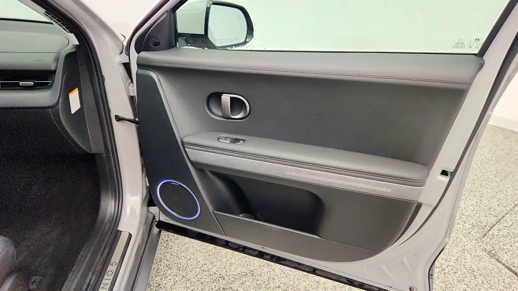 2025 Hyundai IONIQ 5 Limited