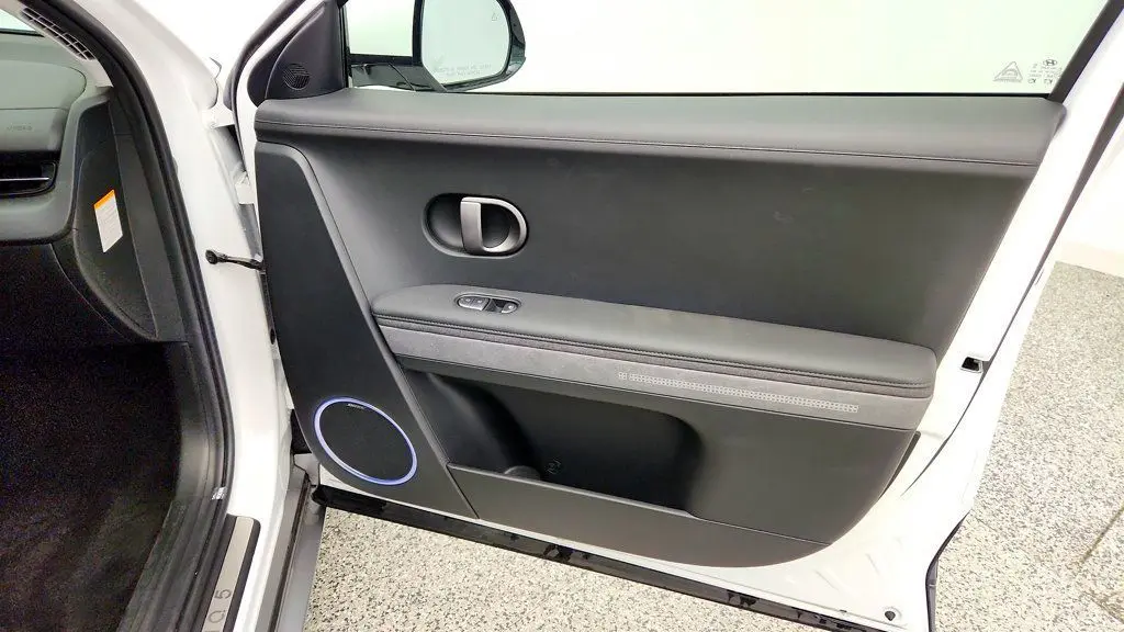 2025 Hyundai IONIQ 5 Limited