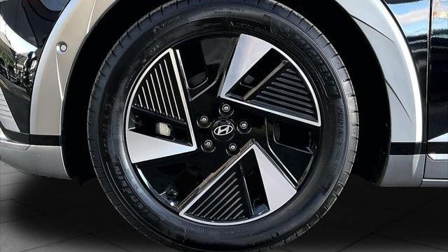 2025 Hyundai IONIQ 5 Limited