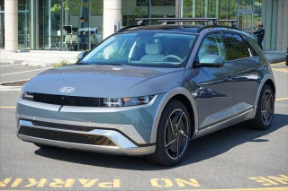 2025 Hyundai IONIQ 5 with Digital Teal Exterior