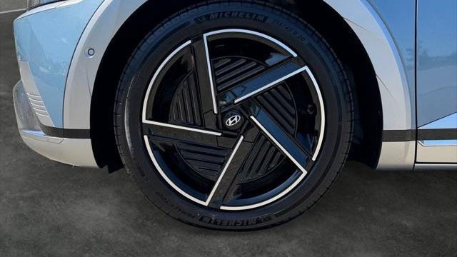 2025 Hyundai IONIQ 5 Limited