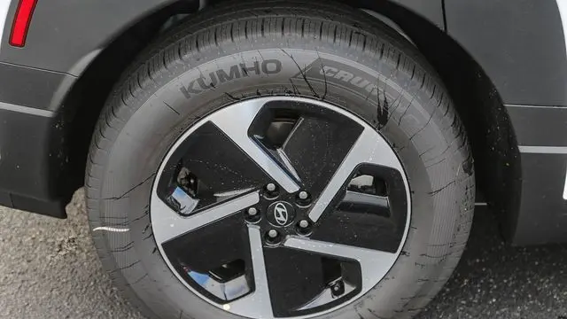 2026 Hyundai IONIQ 9 S
